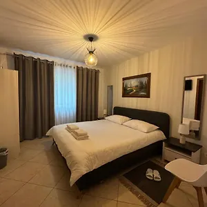 Maison d'hôtes Xhelo's, Tirana
