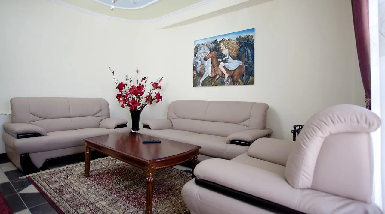 Orchidea Hotel Tirana 4*,